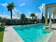 Vendesi villa singola a Lugana, Sirmione