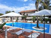 Vendesi villa singola a Mascalucia via Ombra