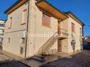 Vendesi villa singola a Molinella via Unità, 15