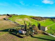 Vendesi villa singola a Montalcino