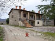 Vendesi villa singola a Perugia, Colle Umberto Monte Tezio