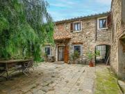 Vendesi villa singola a Pistoia via Bolognese, San Felice