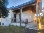 Vendesi villa singola a Polesine, Pegognaga