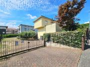 Vendesi villa singola a Ponteranica via Petos, 17