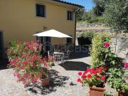 Vendesi villa singola a Prato via di Cerreto e Solano,...