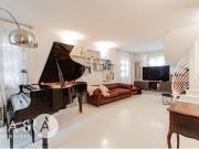 Vendesi villa singola a Rimini, Viserba