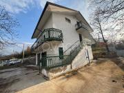 Vendesi villa singola a San Mango sul Calore via Gariello