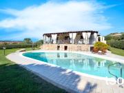 Vendesi villa singola a San Teodoro