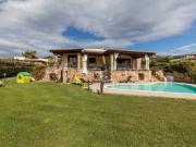 Vendesi villa singola a San Teodoro