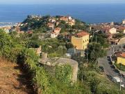 Vendesi villa singola a Sanremo, Borgo