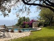 Vendesi villa singola a Sanremo via Duca d'Aosta,...