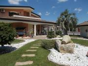 Vendesi villa singola a Saviano via tappia furignano