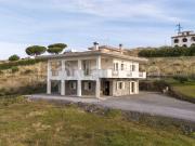 Vendesi villa singola a Scalea