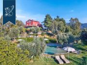 Vendesi villa singola a Scarlino