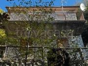 Vendesi villa singola a Serrone