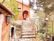 Vendesi villa singola a Serrone via del Ceraso