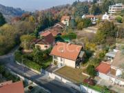 Vendesi villa singola a Torino via Pinin Pacot, Superga