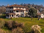 Vendesi villa singola a Varese via dei Boderi, Viale Europa