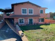Vendesi villa singola a Vermicino, Frascati