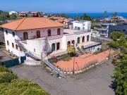 Vendesi villa singola ad Acireale via Gurne, 5