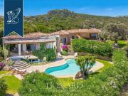 Vendesi villa singola ad Arzachena