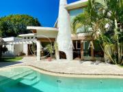 [VENDIDA] CASA ESTILO MEDITERRÁNEO CON ALBERCA