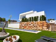 Vendido. Se vende una moderna villa bioclimática de...