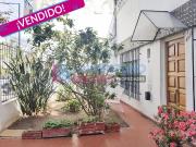 ¡ VENDIDO ! VENTA CASA 4 AMBIENTES CON TERRAZA, S/ LOTE...