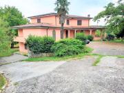 vendita 15 vani 600mq