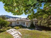 vendita 17 vani 500mq