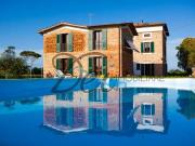 vendita 20 vani 394mq