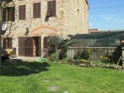 vendita Capannori 9 vani 250mq