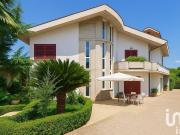 Vendita Casa indipendente / Villa 258 m² 4 camere...