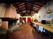 vendita via di matraia bilocale 320mq