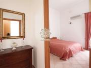 vendita via logoteta 6 vani 140mq