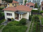 vendita Via Luigi Cadorna 7 vani 200mq