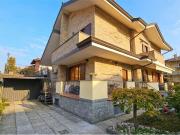 vendita Via Nazionale Dei Giovi trilocale 133mq