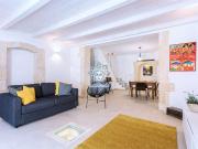 vendita Via Senatore Moscuzza 6 vani 120mq