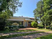 Vendita Villa da 667 mq con giardino