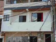 vendo 2 casas 1er. piso en manrique central