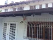 Vendo acogedora Casa en Colinas de Santa Mónica