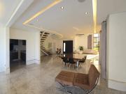 Vendo/ alugo luxuosa casa condomãnio montenegro...