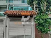 Vendo & Alugo Sobrado Centro de Diadema Com jardim de...