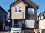 VENDO AMPLIA CASA 3D 2B PUNTA ARENAS