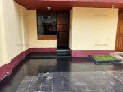 Vendo Amplia Casa de 3 Pisos con Jardín y Terraza, 6...