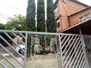 Vendo Amplia Casa de 92m2 En la Unidad Almendros de...