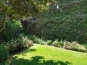 VENDO AMPLIA CASA EN BOULEVARES EXCELENTE UBICACION