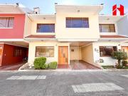 Vendo amplia casa en condominio en Cuenca sector Super...