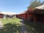 VENDO AMPLIA CASA EN SABANDIA