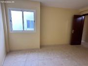 VENDO AMPLIA VIVIENDA CON GARAJE